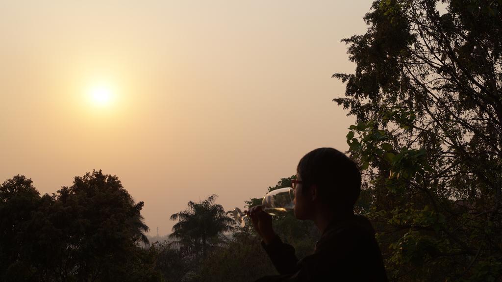 มอนเต ดิ วิโน ลอดจ์ Hotel ตองยี ภายนอก รูปภาพ