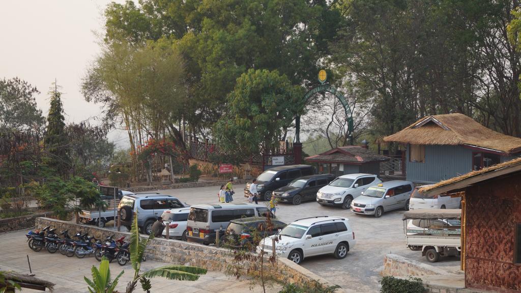 มอนเต ดิ วิโน ลอดจ์ Hotel ตองยี ภายนอก รูปภาพ