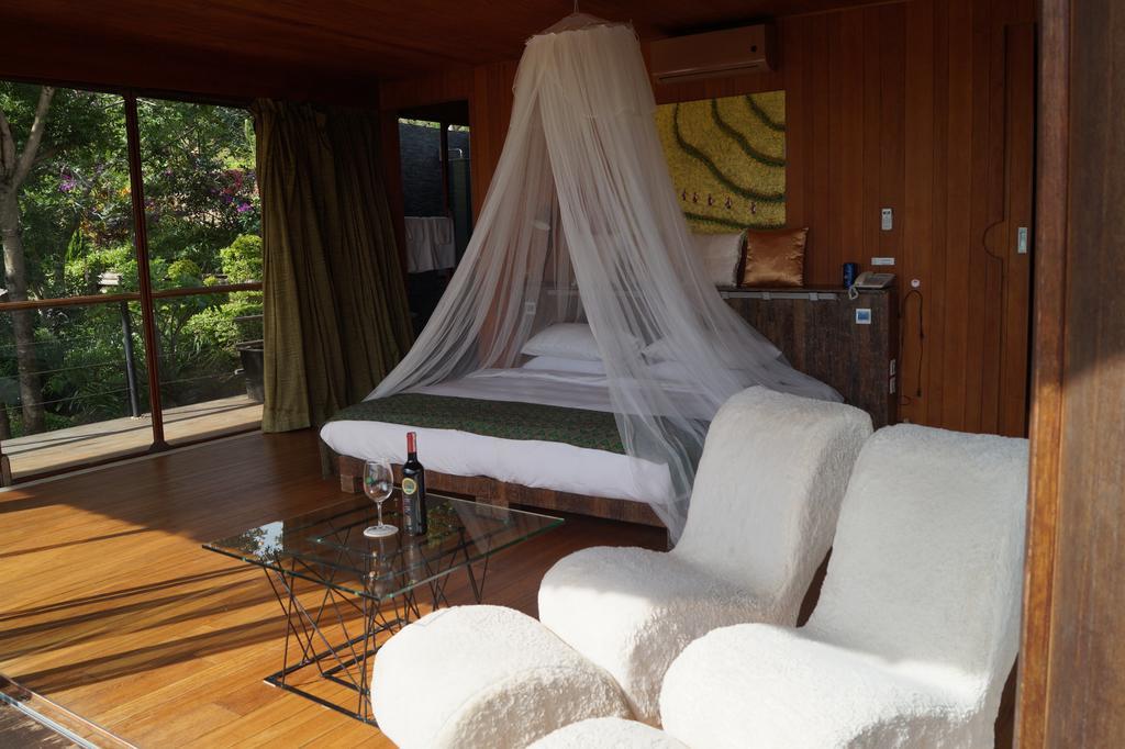 มอนเต ดิ วิโน ลอดจ์ Hotel ตองยี ภายนอก รูปภาพ